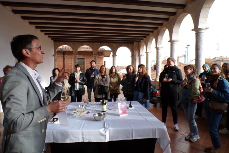 Docentes de seis países testean en Teruel  un curso on line para profesores de adultos