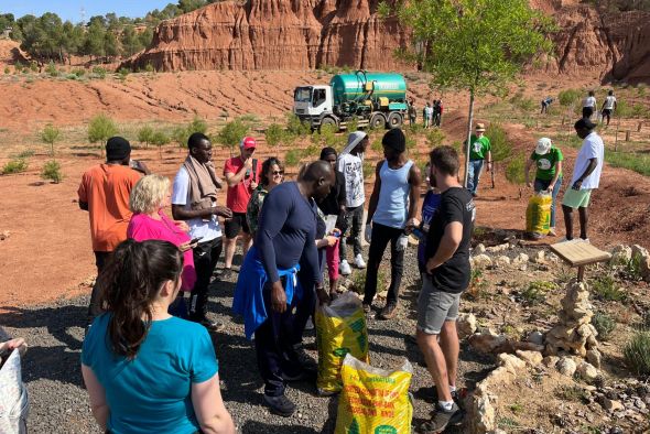 Acacia y Cepaim celebran trabajando en las Arcillas el Día del Medio Ambiente