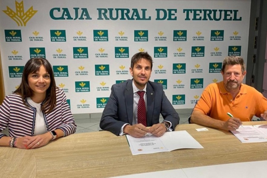 Caja Rural de Teruel firma un nuevo convenio de colaboración con Interpeñas Teruel