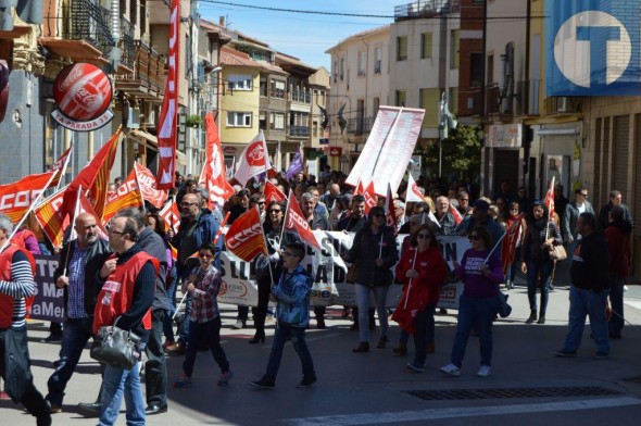 La despoblación se cuela entre las reivindicaciones de la cuenca minera el Primero de Mayo