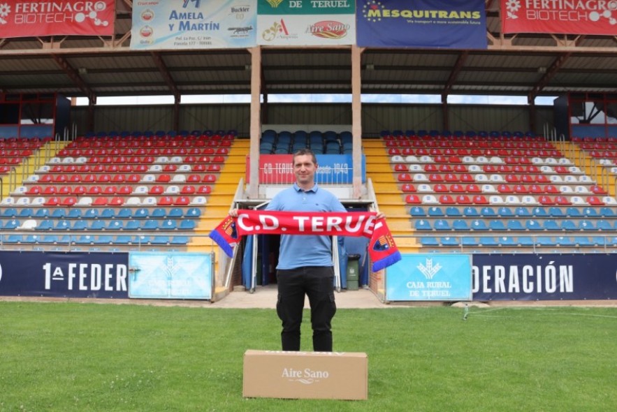 El Teruel pone en manos de Mendia  la completa reconversión del equipo
