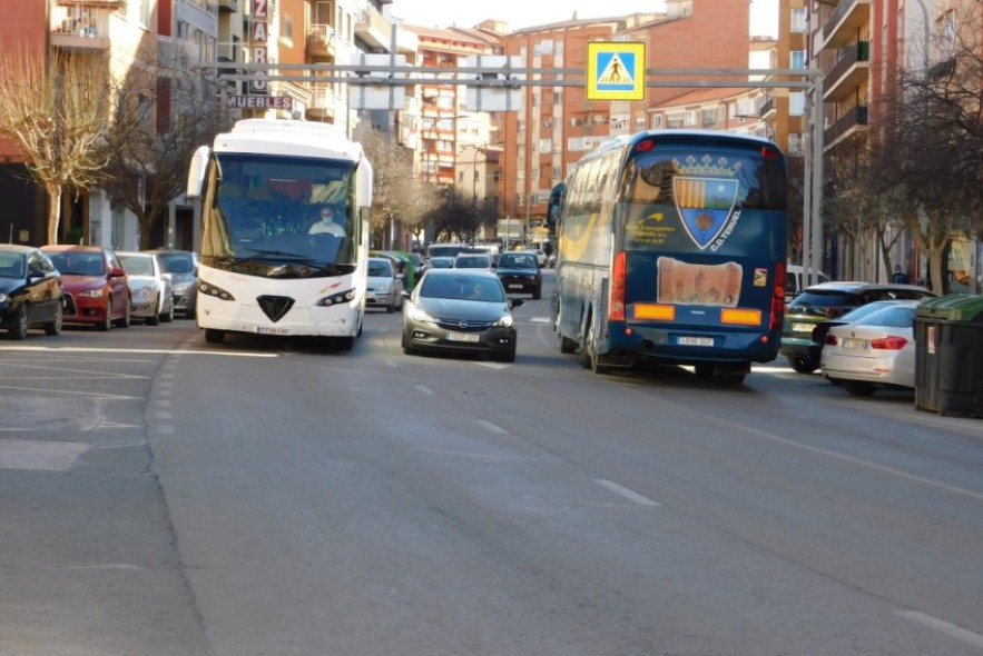 La señalización del carril bici en la avenida Sagunto de Teruel se reforzará en los cruces