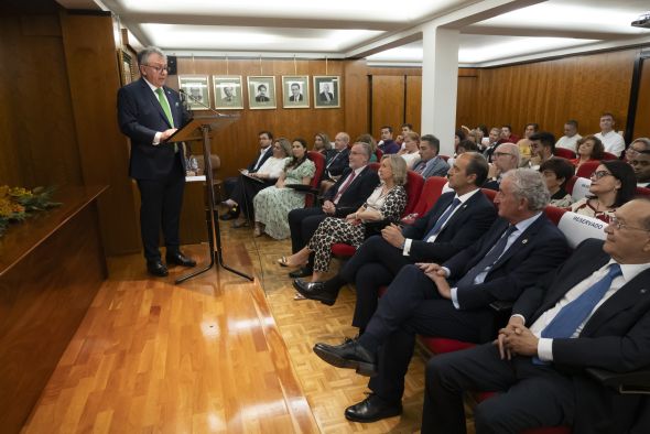 El consejero de Sanidad asegura que Teruel cubrirá las plazas de médicos en verano