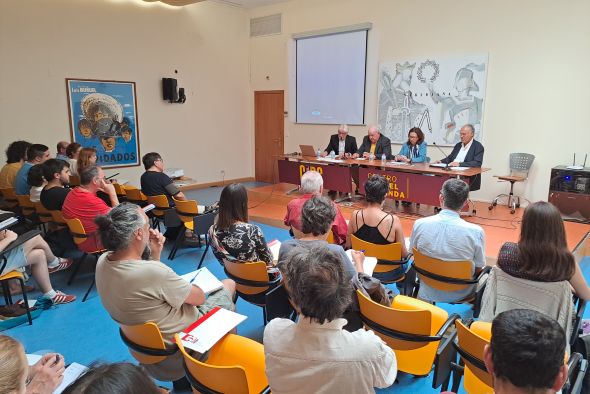 Más de 40 filósofos debaten  sobre ética ecológica en Calanda