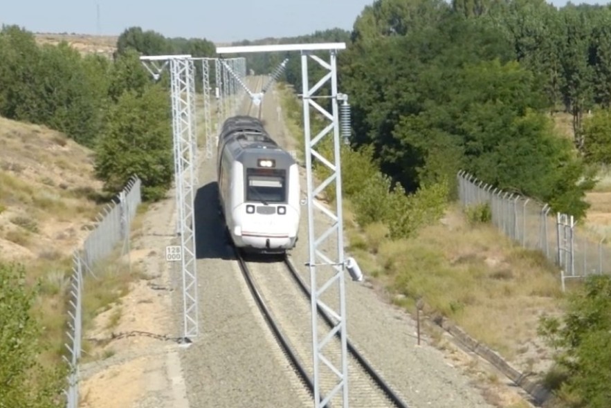 Transportes saca a información  las expropiaciones para ampliar los gálibos de los túneles del tren