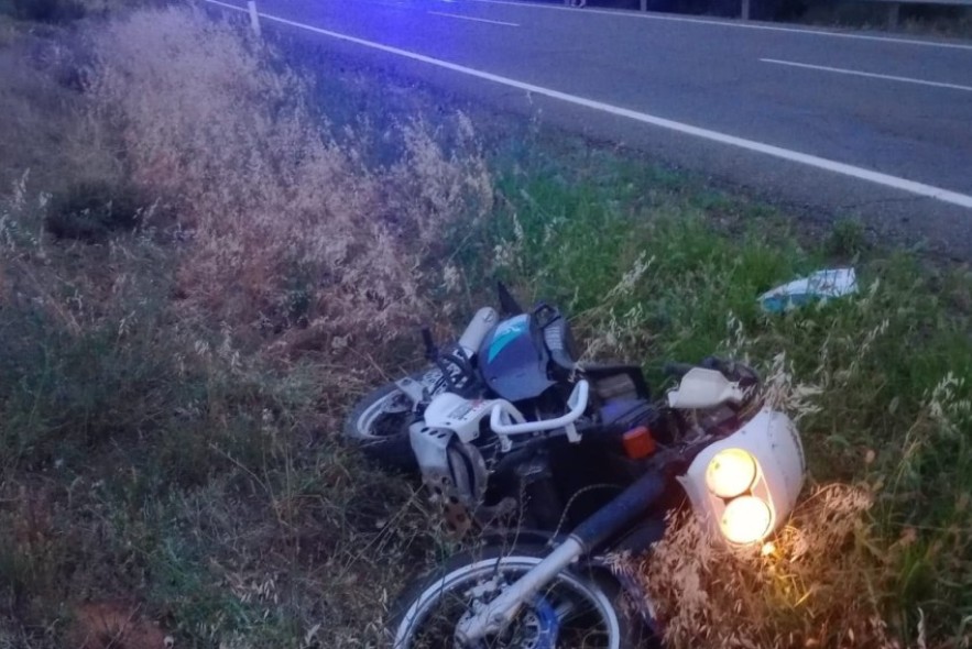 Herido grave un joven de 24 años en un accidente de moto en Teruel