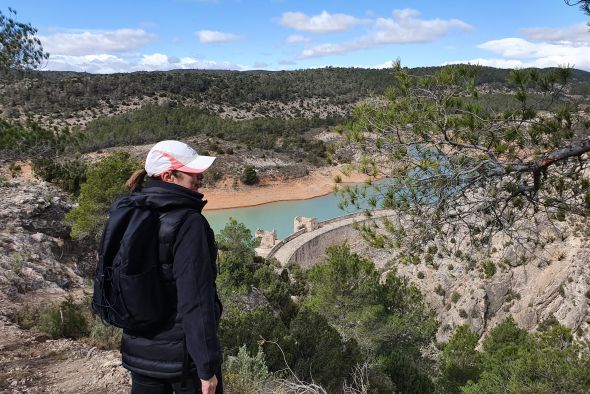 La Sierra de Arcos alarga el sendero de las pasarelas hasta la cola del Escuriza