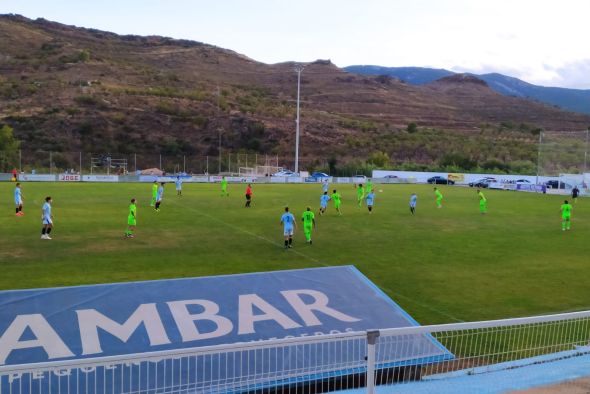 El Utrillas levanta un 2-0 en contra para arrancarle un punto al Brea