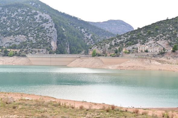 La cuenca del Matarraña sólo permite regar hortalizas y frutales que estén por recolectar