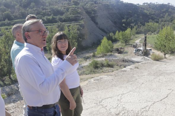 La Diputación de Teruel busca de urgencia agua subterránea con un pozo en Mirambel