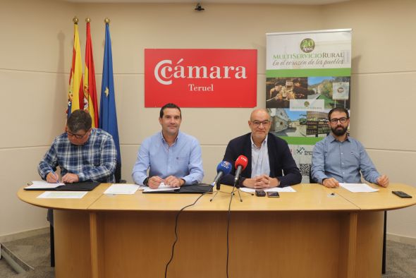 Cámara Teruel colabora con la comarca para la mejora de los multiservicios