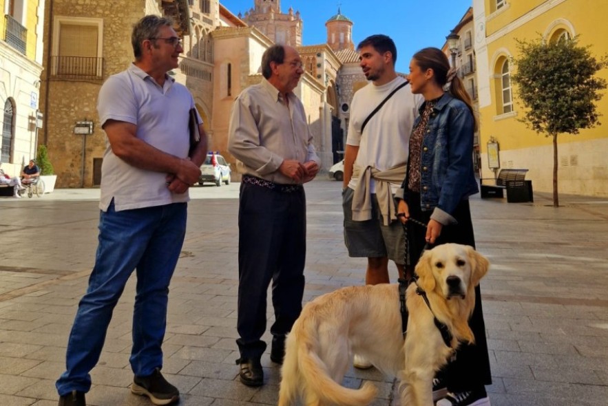 El Ayuntamiento de Teruel abre un proceso de participación ciudadana para determinar las zonas en las que los perros puedan ir sin correa