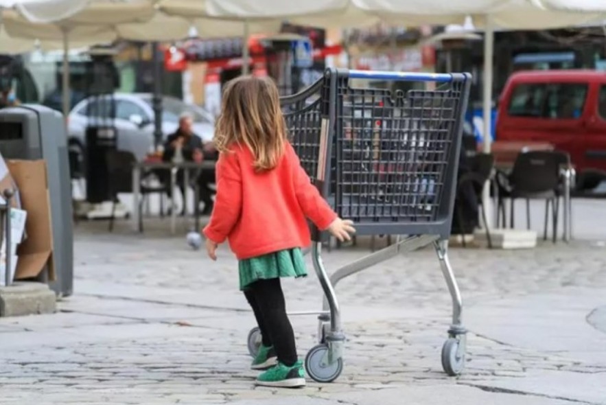 El hambre, contra barrigas satisfechas