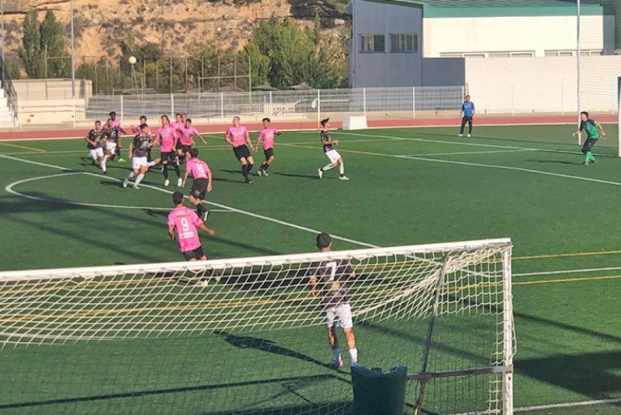 El Alcañiz deja en casa los tres puntos del derbi ante el Sportin