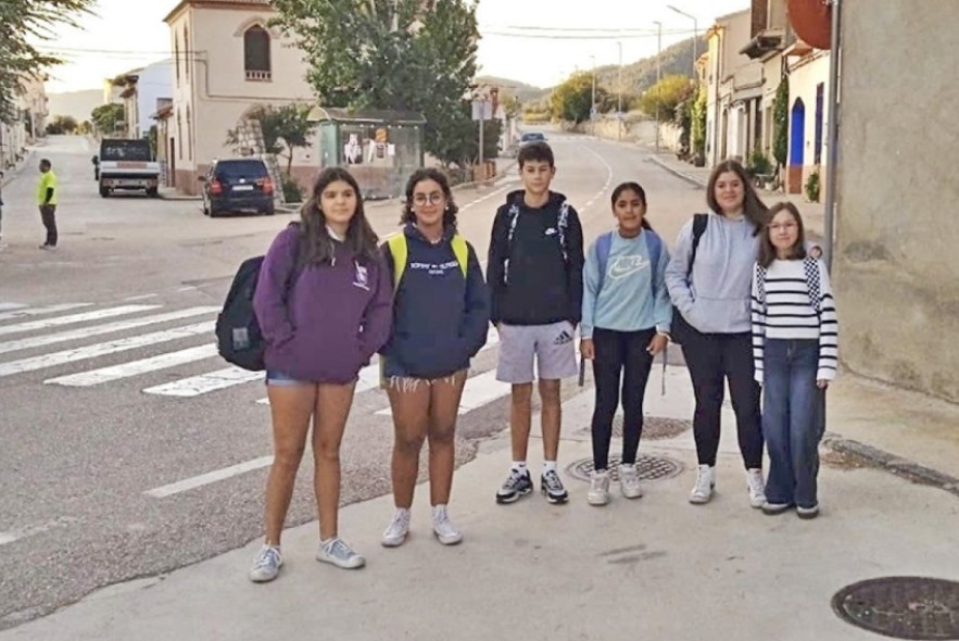 Los estudiantes de Torrevelilla ya pueden utilizar el servicio de autobús hasta Alcañiz