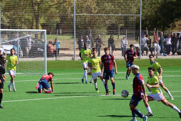 Un gol tras el descanso le sirve al Calamocha para diluir al Huesca B (0-1)