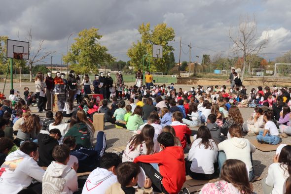 El Colegio Las Viñas conoce la campaña sinhogarismo a través de Cáritas