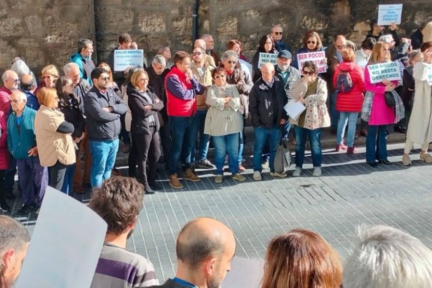 Mayte Pérez afirma que la sanidad va cuesta abajo y sin frenos desde que Azcón entró a gobernar”