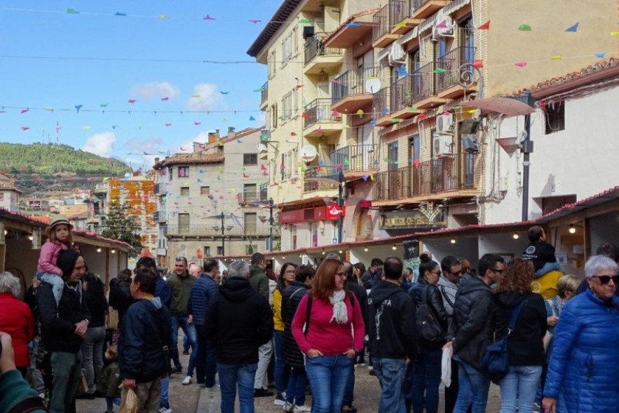 La lluvia desluce  el final de la  Feria Comercial y de Servicios de Alcorisa