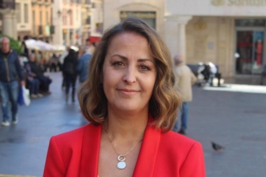 Rosa María Sánchez Casas sustituye a Benito Ros Corella en la Delegación del Gobierno de Aragón en Teruel