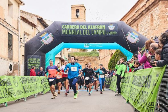 David Sánchez y Sonia Gaset se coronan en la I Carrera del Azafrán de Monreal del Campo