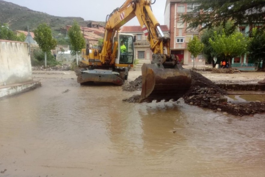 Bomberos de la DPT llevarán unos 200.000 litros de agua a localidades con problemas de suministro por la dana