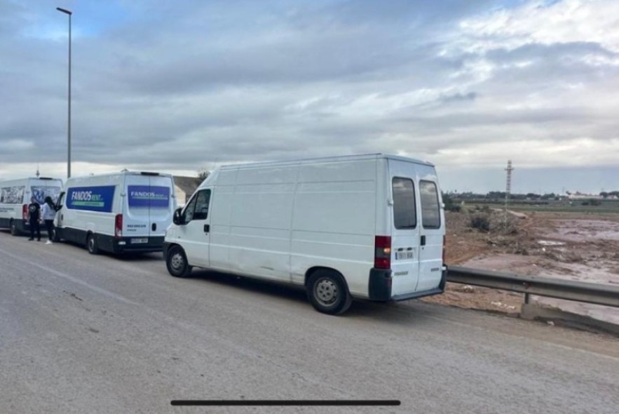 Llega a Valencia el convoy de ayuda humanitaria que ha partido a primera hora desde Teruel