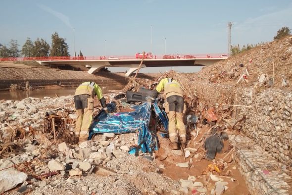 Los bomberos de la Diputación seguirán ayudando a Valencia, pero en su turno de trabajo y cobrando