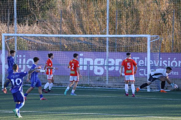 El Calamocha acaba el año durmiendo en puestos de ‘play-off’ de ascenso (0-2)