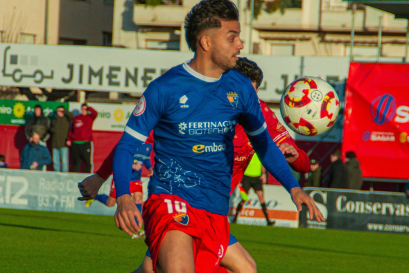 El CD Teruel termina la primera vuelta perdiendo ante un Calahorra guiado por Aparicio (2-0)