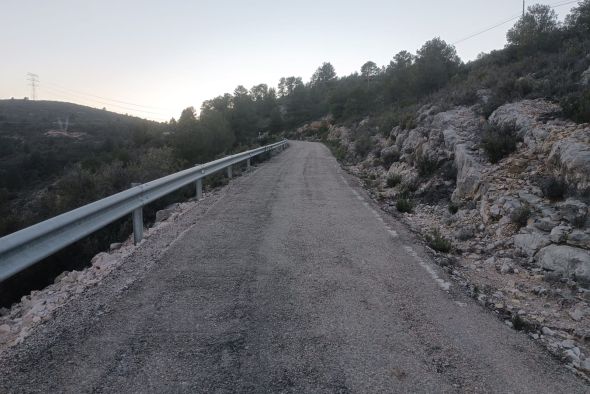 El Bajo Aragón pide a la DPT la mejora  de la carretera Aguaviva-Las Parras