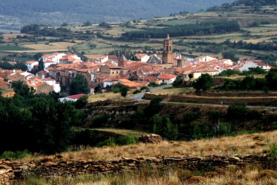 La Iglesuela del Cid compra una quinta casa para la construcción de vivienda social