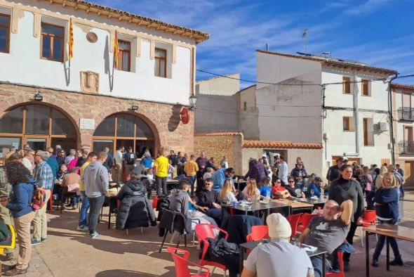 Torre de las Arcas ofrece en la feria de este sábado tres tapas de trufa a seis euros con bebida