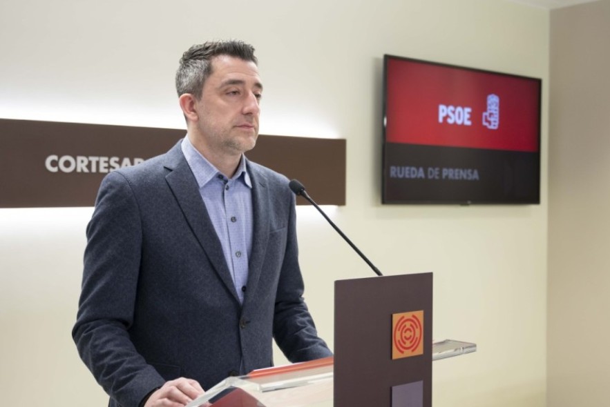 El PSOE se opone a un nuevo mapa sanitario que recorte servicios médicos en el medio rural