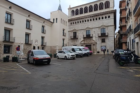 La asociación vecinal del Centro lamenta el retraso en abordar la mejora de la plaza de la Marquesa