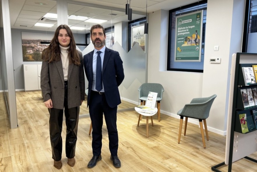 Caja Rural de Teruel conmemora sus 50 años de servicio en Híjar con una nueva oficina en la localidad