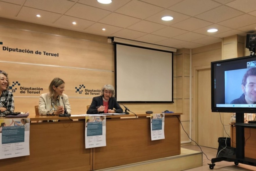 El poder terapéutico de la escritura, el cine y la música, a debate en las I Jornadas de Medicina Narrativa del IET