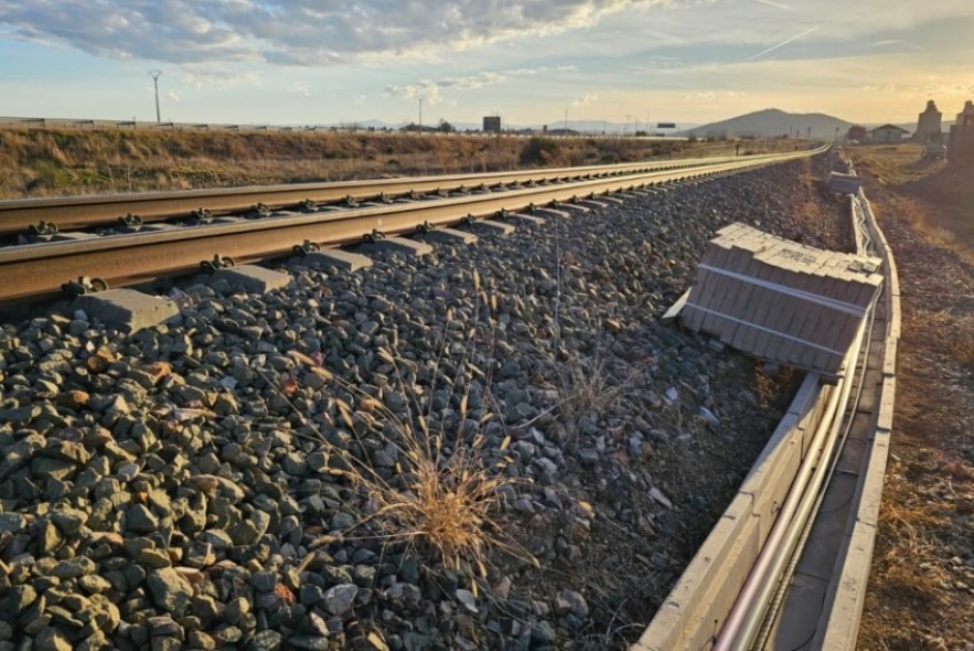 El movimiento ciudadano Teruel Existe valora el cierre de la vía Zaragoza-Teruel-Sagunto para su electrificación: “Tarde, mal y sin previsión de futuro”