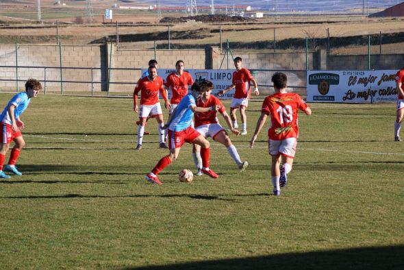 El Calamocha logra sacar un valioso empate ante el Binéfar (2-2)