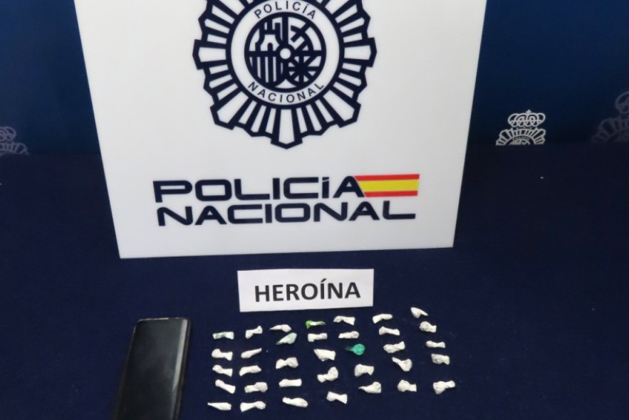 Un detenido con 35 papelinas de heroína en el dispositivo de la Policía Nacional por Las Bodas de Isabel