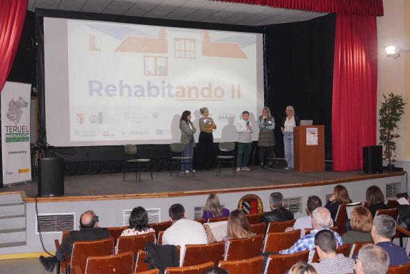 La rehabilitación de las casas ampliará la oferta y dinamizará el medio rural