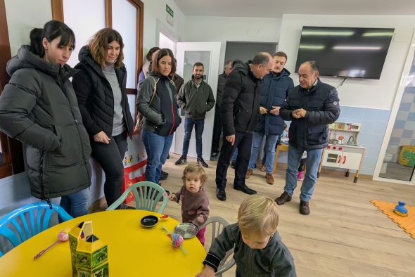 Orihuela abre una escuela infantil para ayudar a las familias en la conciliación