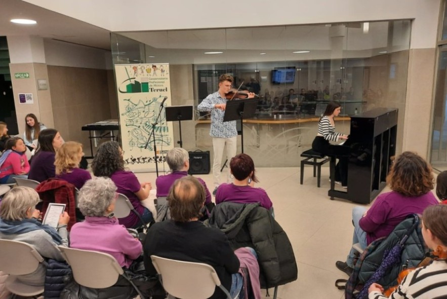 Diez estudiantes de música ofrecieron ‘Compositoras en Escena’