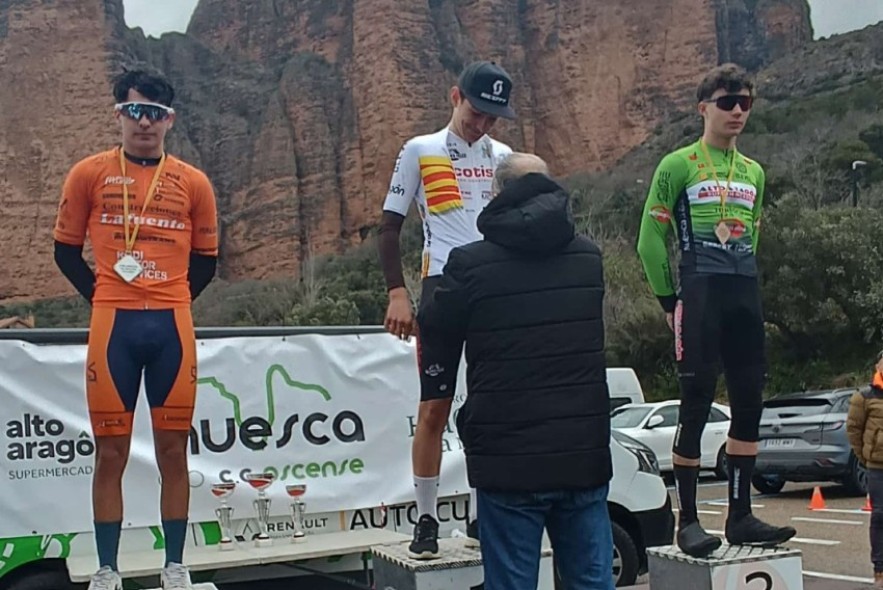 Óscar Lerma se erige como subcampeón de Aragón júnior