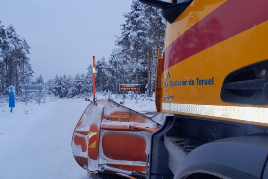 La DPT despliega quitanieves en la Sierra de Albarracín, Comunidad de Teruel y Gúdar-Javalambre por la borrasca Konrad