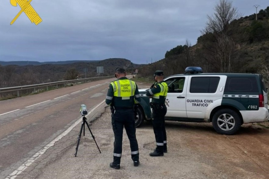 La Guardia Civil intercepta en Villastar a un conductor que circulaba borracho, drogado y sin carné