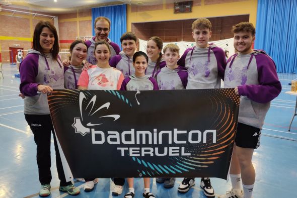 Lluvia de medallas en el Campeonato de Aragón de bádminton que se disputó en Utrillas