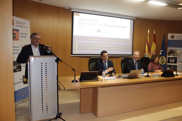 La Escuela Politécnica vive un “presente ilusionante” y  mira a los retos de “un futuro prometedor”