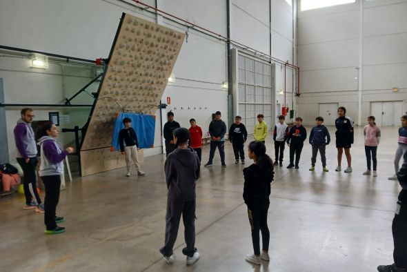 Jornada de divulgación del bádminton en el colegio Concepción Gimeno Gil de Alcañiz