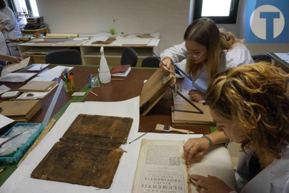 Seis libros del siglo XVII y XVIII del archivo de Albarracín vuelven a lucir como nuevos